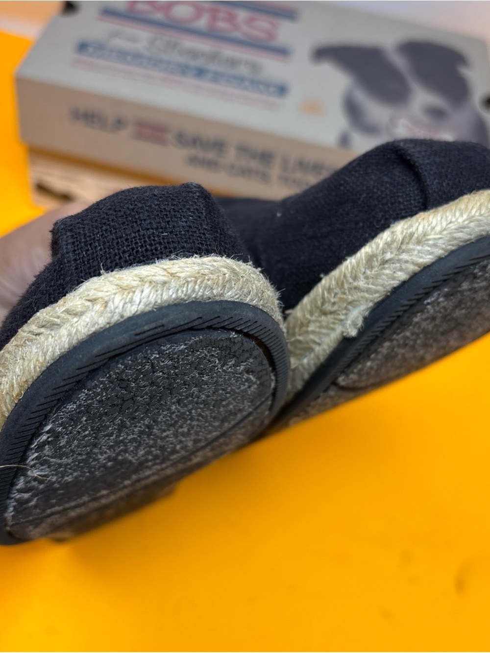 Sz 9 Skechers BOBS Black Canvas Slip-On Espadrille with Colorful Floral Lining - Picture 14 of 16